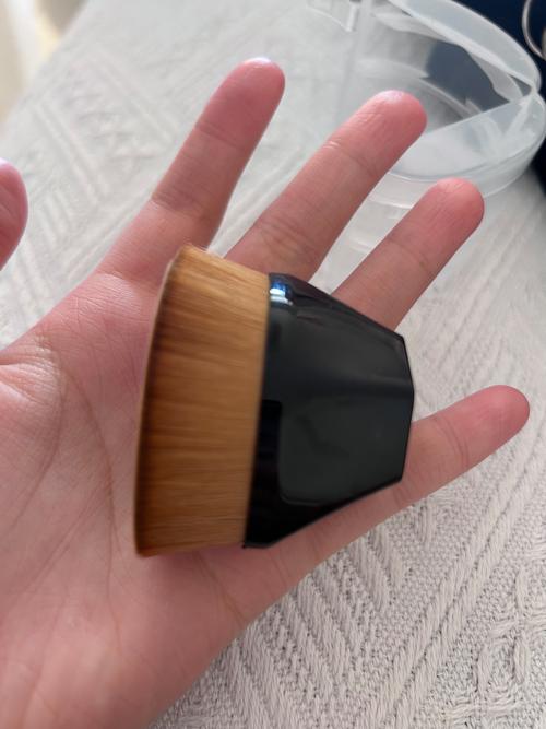 想要快速增加人气？试试这款高效的快手刷粉工具。