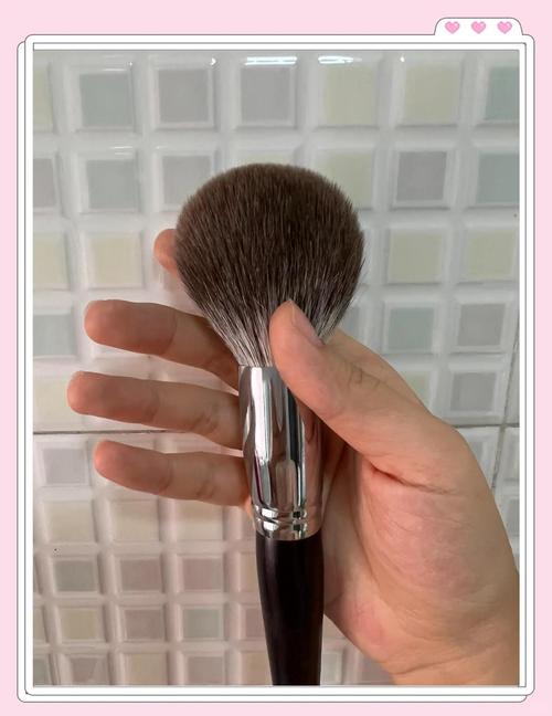 想要快速增加人气？试试这款高效的快手刷粉工具。